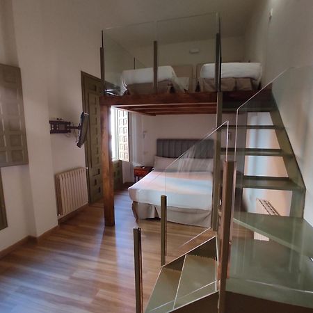 Hotel Leonor De Aquitania كوينكا المظهر الخارجي الصورة