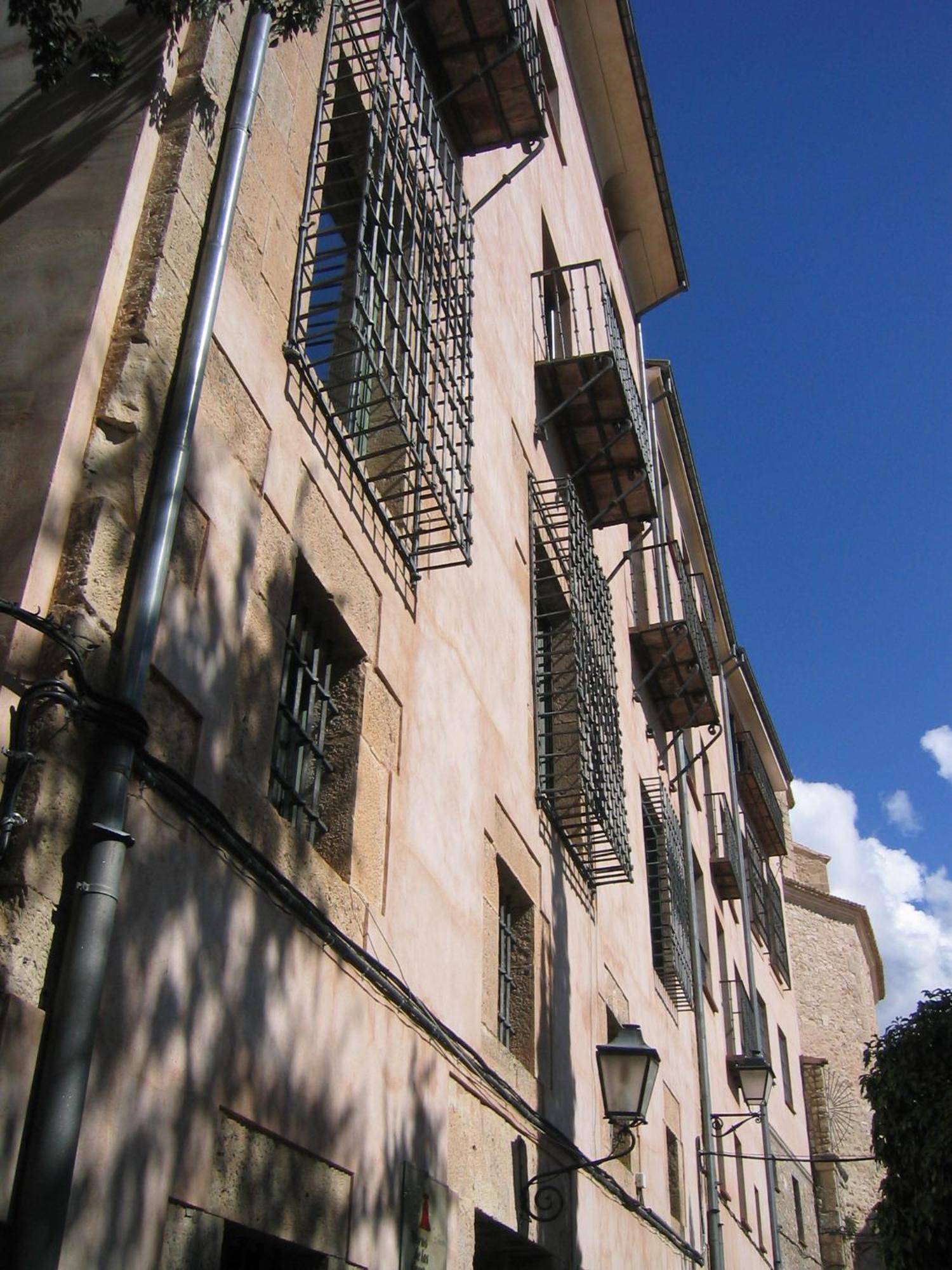 Hotel Leonor De Aquitania كوينكا المظهر الخارجي الصورة