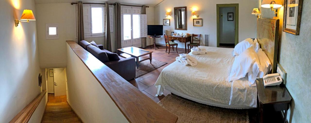 Hotel Leonor De Aquitania كوينكا المظهر الخارجي الصورة