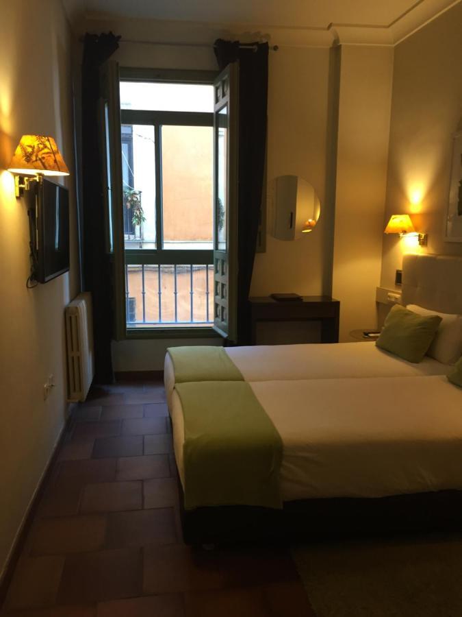 Hotel Leonor De Aquitania كوينكا المظهر الخارجي الصورة